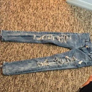 American eagle distressed light jeans